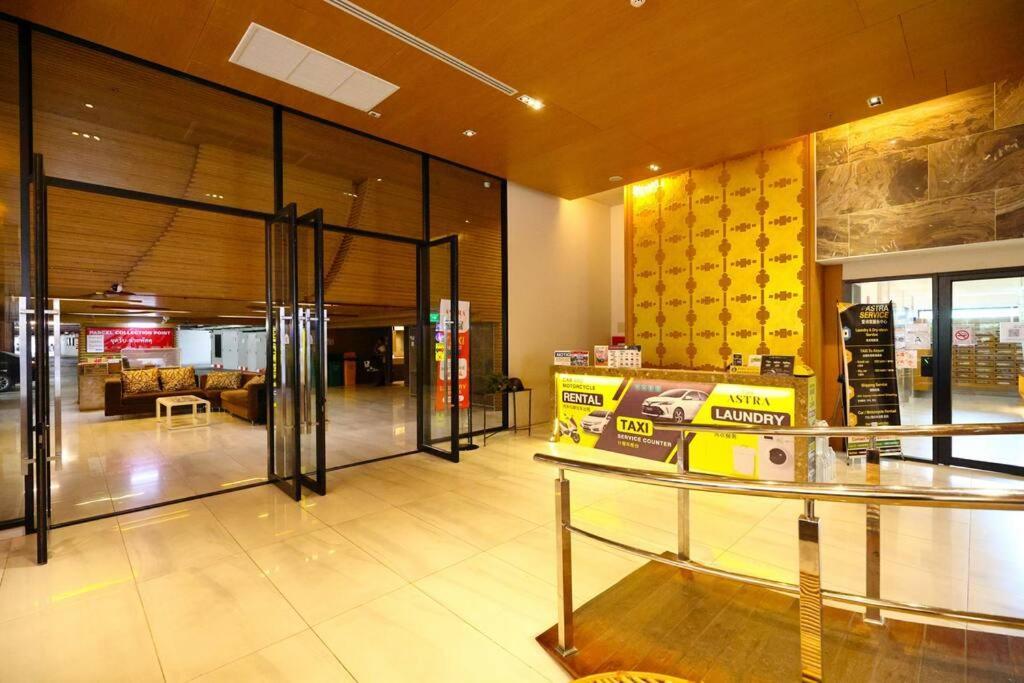 Apartment Specious Luxury 2 Bedrooms Apt.