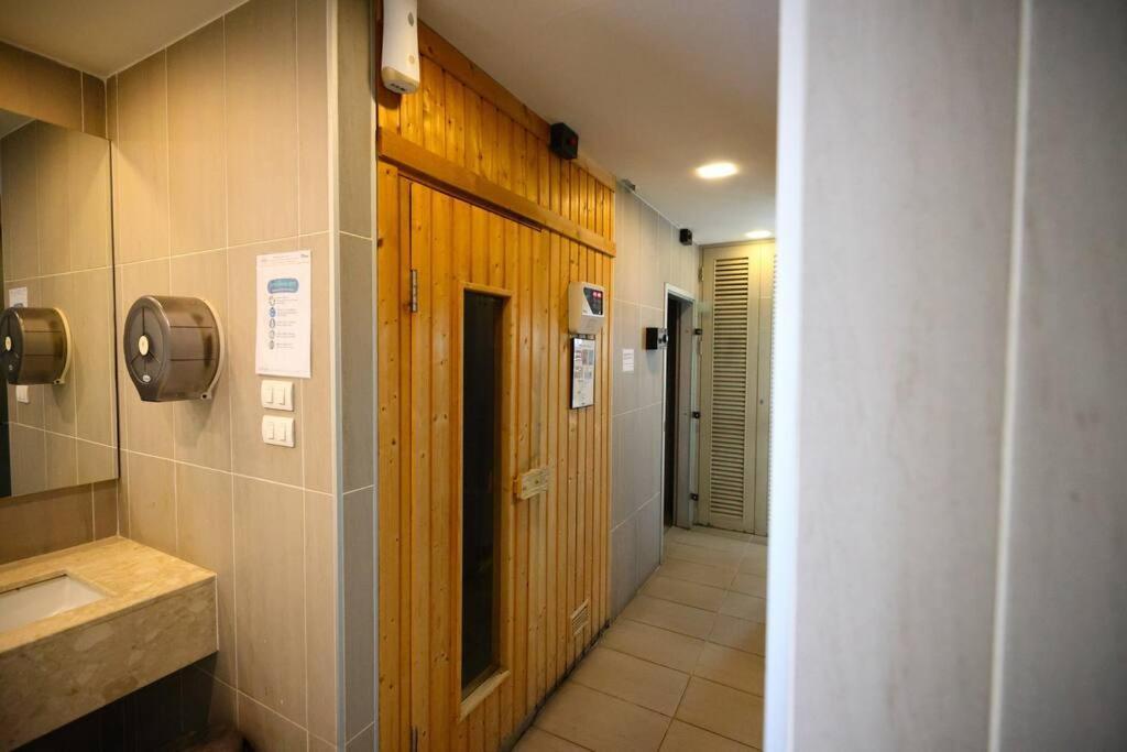 Specious Luxury 2 Bedrooms Apt. Apartment Chiang Mai