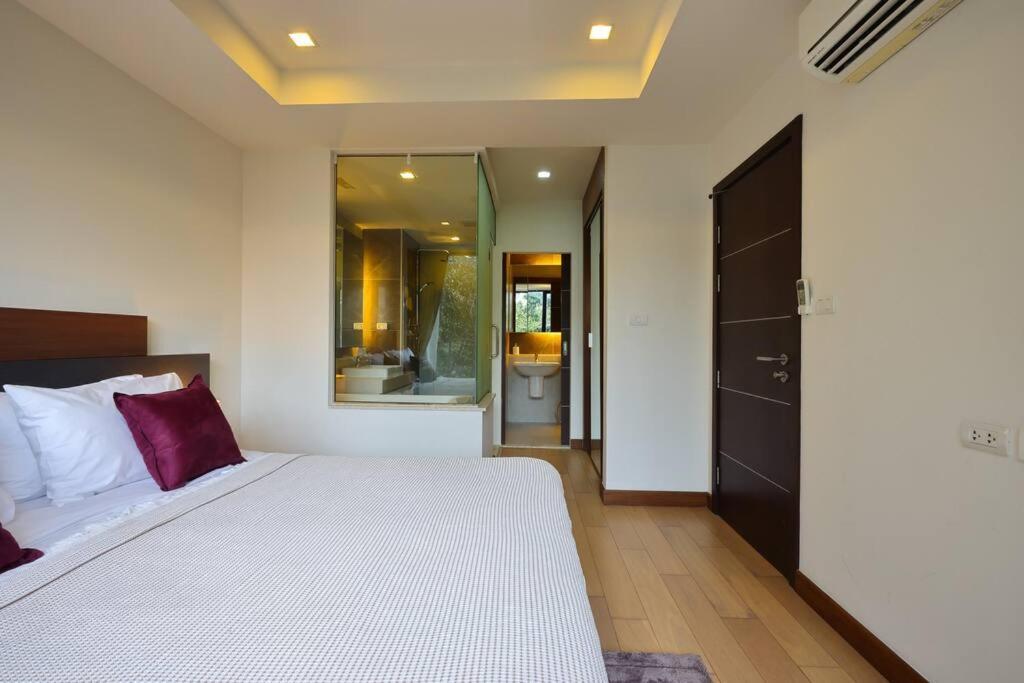 Apartment Specious Luxury 2 Bedrooms Apt. Chiang Mai