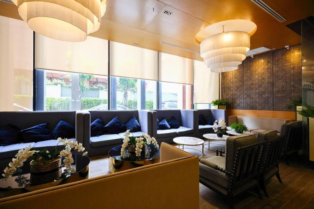 Apartment Specious Luxury 2 Bedrooms Apt.
