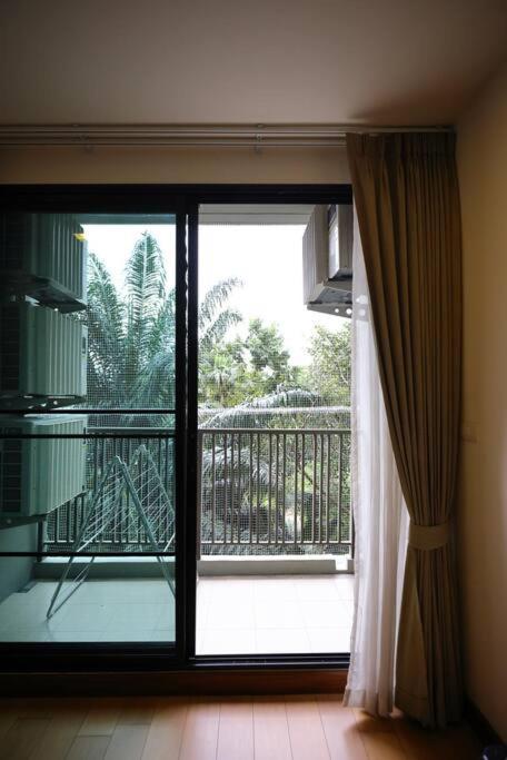 Apartment Specious Luxury 2 Bedrooms Apt. *