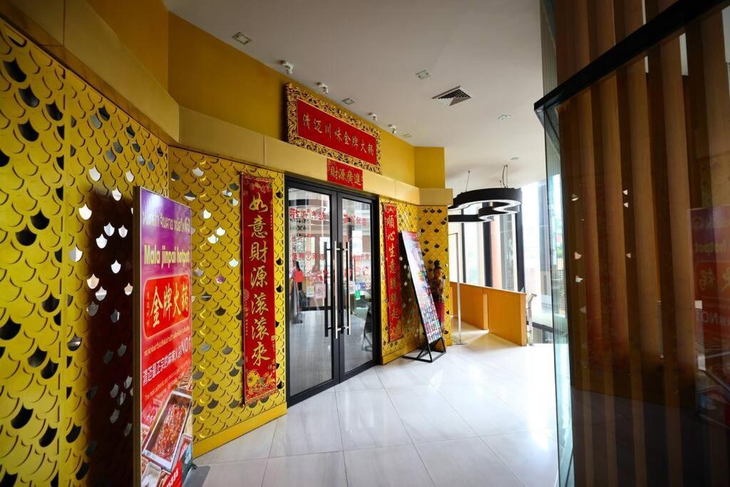 Apartment Specious Luxury 2 Bedrooms Apt. Chiang Mai